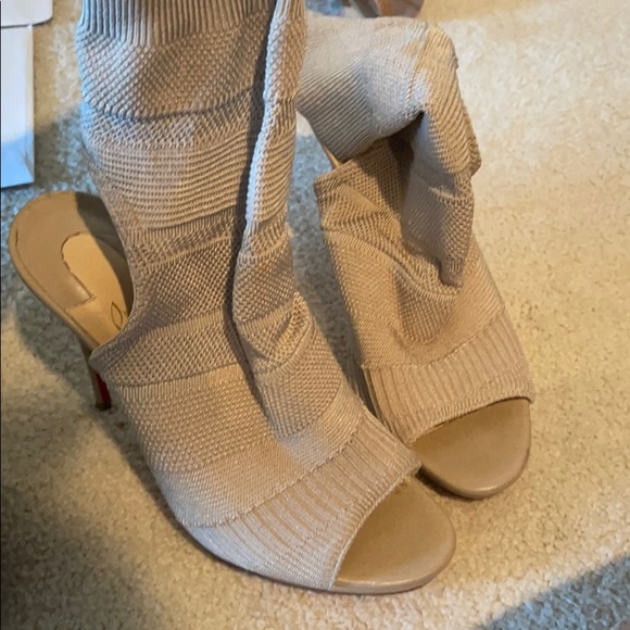 Christian Louboutin Shoes - Christian Louboutin bootie 38–